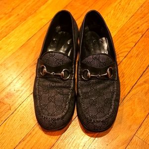 Men 7.5 loafer Gucci 015940 black used no box non smoking good condition